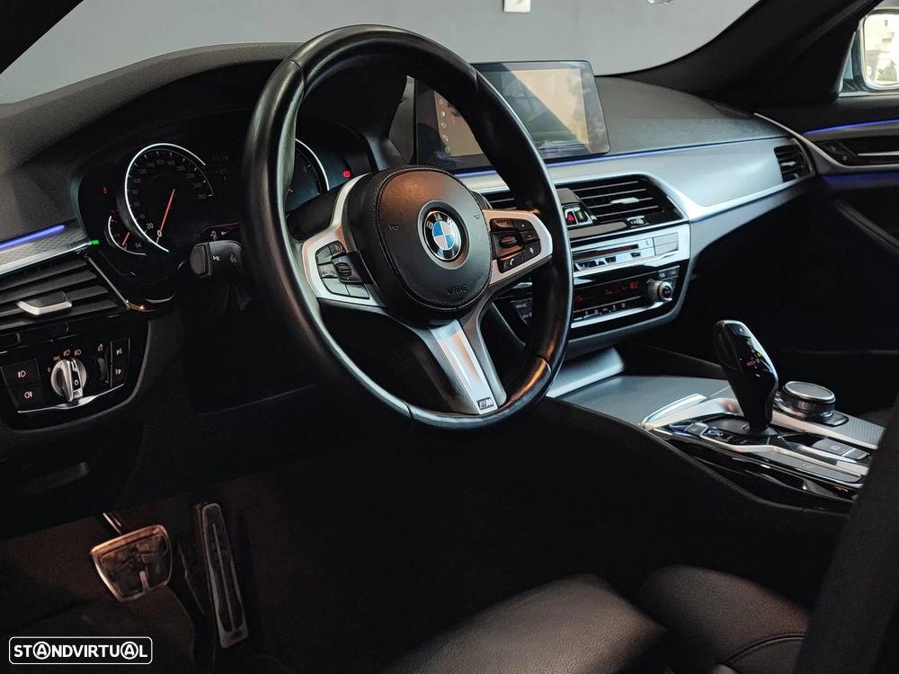 BMW 520 d Pack M Auto - 24
