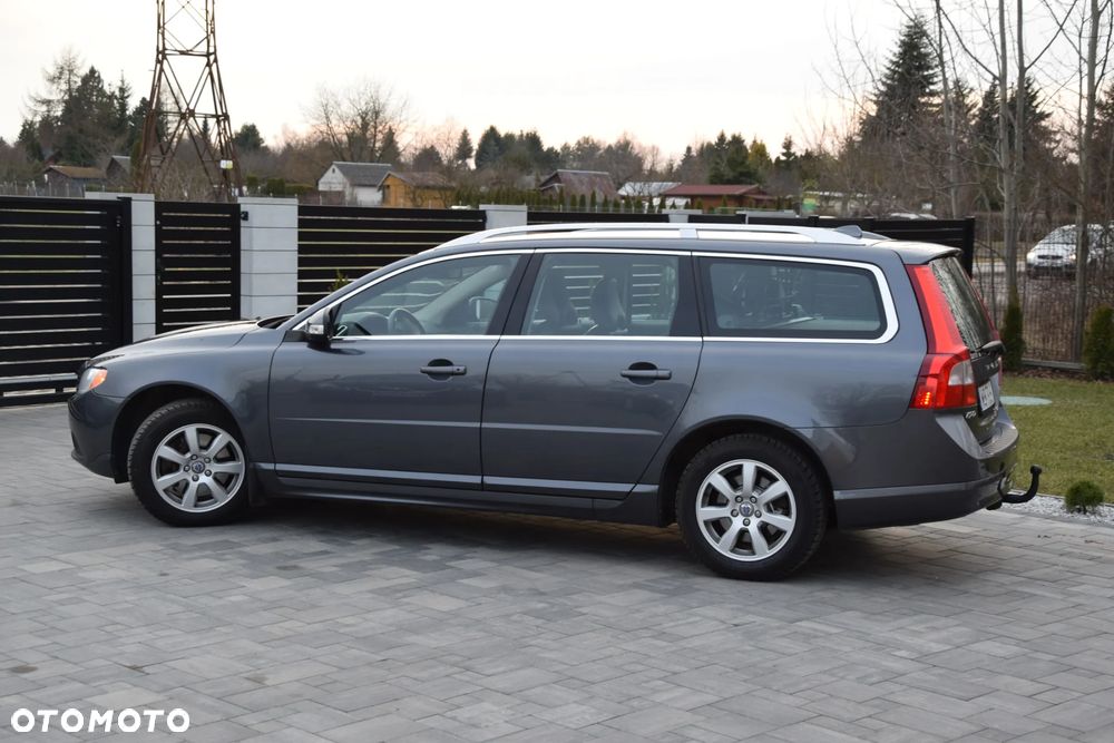 Volvo V70 2.5T Summum - 14
