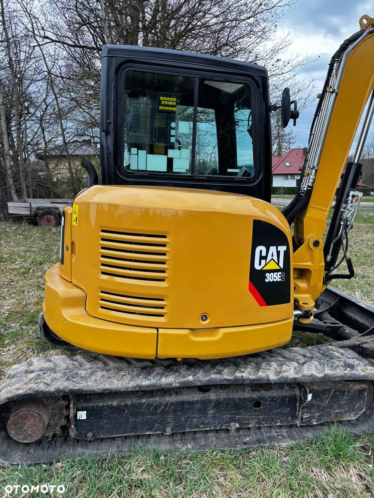Caterpillar - 7