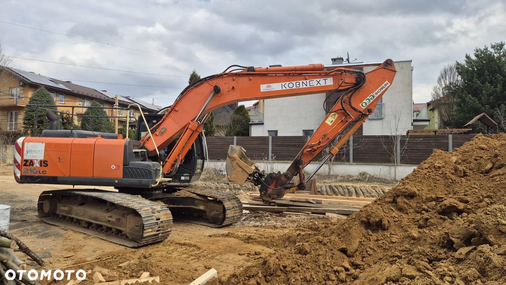 Hitachi ZX210LC-5B - 1