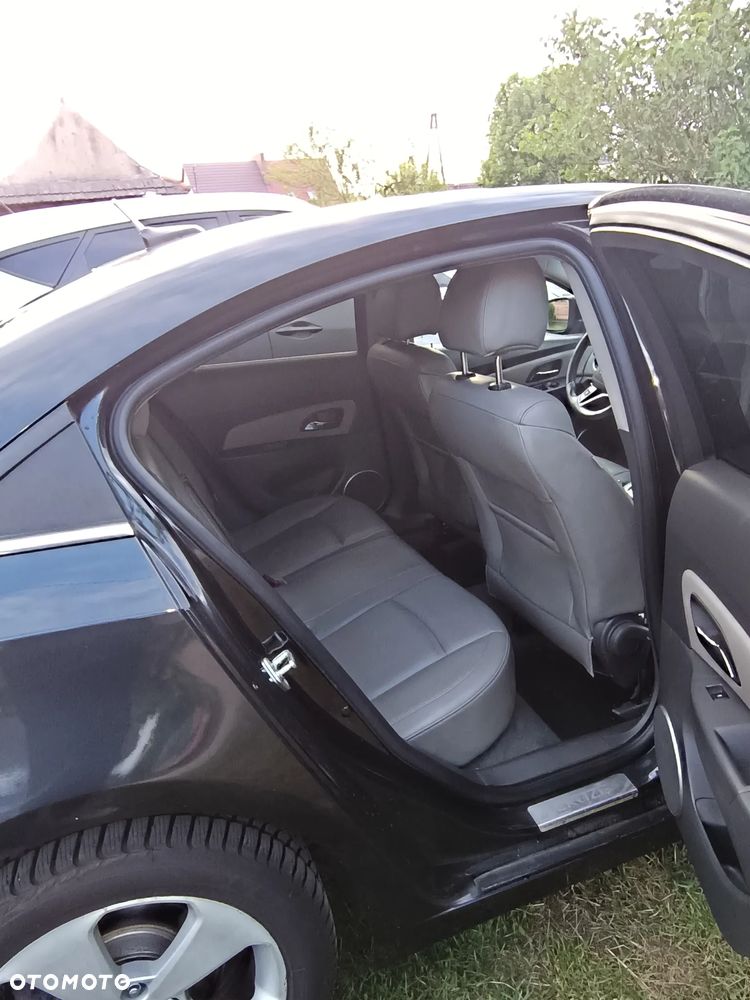 Chevrolet Cruze - 3