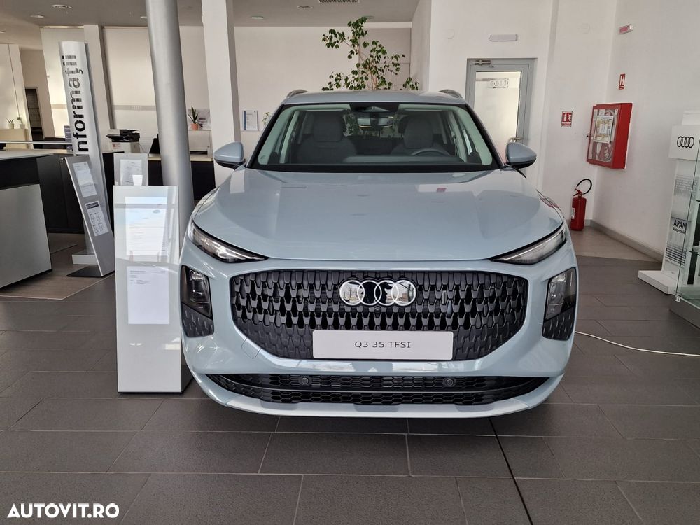 Audi Q3 1.5 35 TFSI S tronic Basic - 2