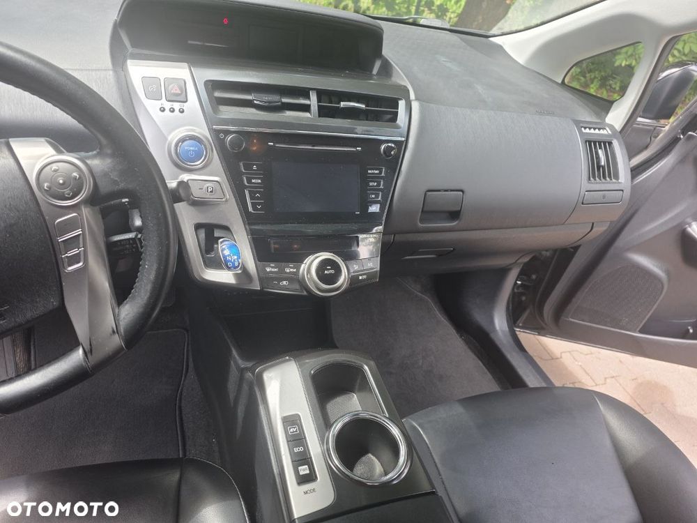 Toyota Prius+ (Hybrid) Executive - 14