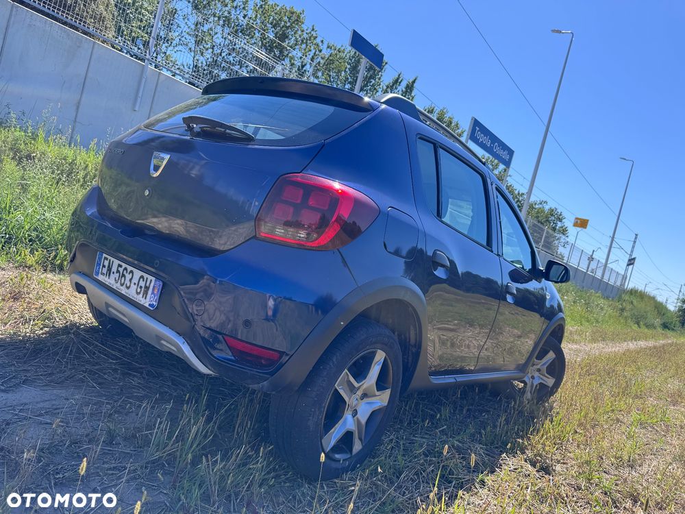 Dacia Sandero Stepway TCe 90 (S&S) Celebration - 4