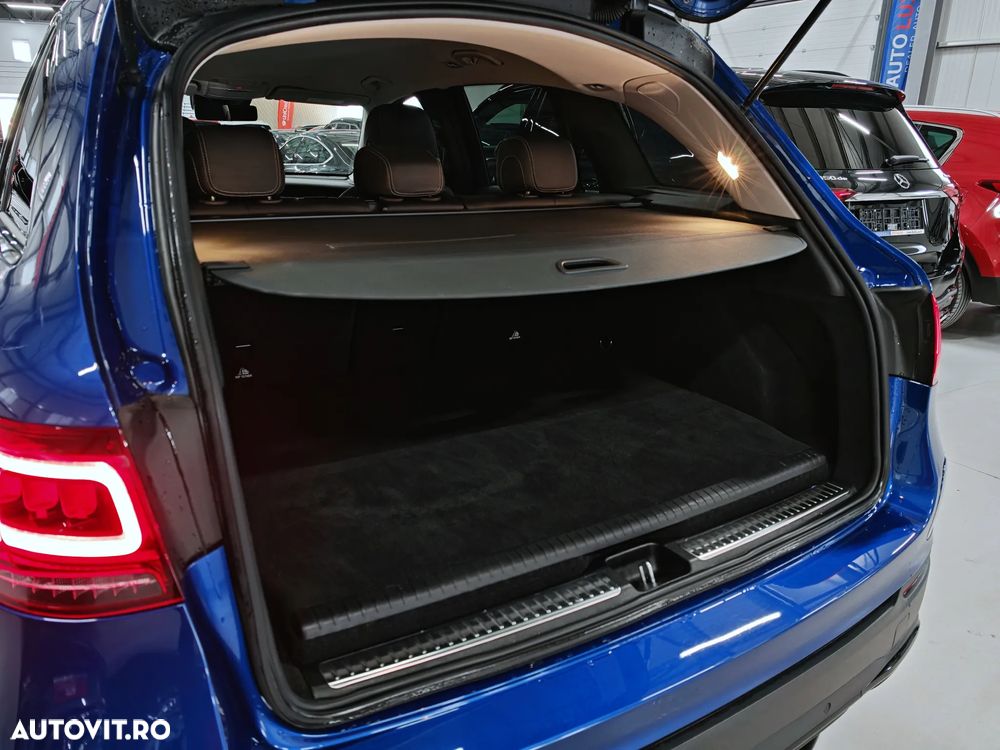 Mercedes-Benz GLC 300 de 4Matic 9G-TRONIC AMG Line - 39