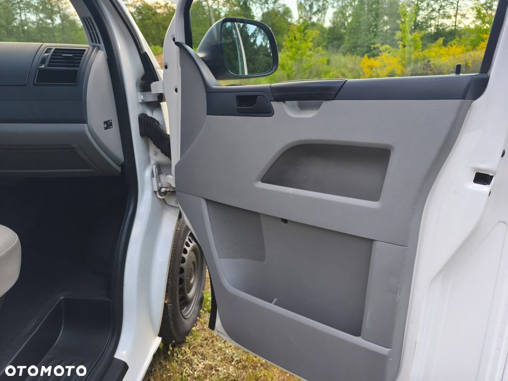 Volkswagen Transporter - 23