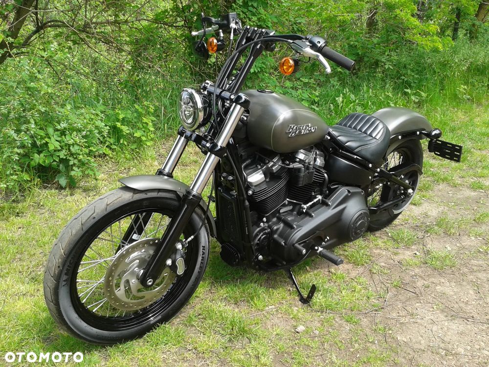 Harley-Davidson Softail Street Bob - 4