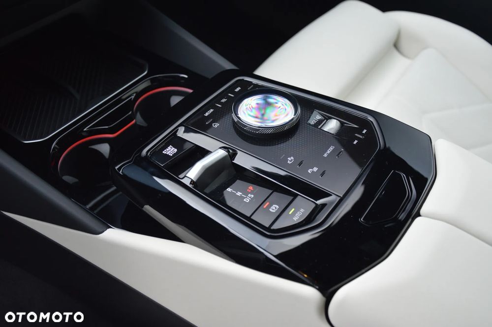 BMW Seria 5 530e - 26