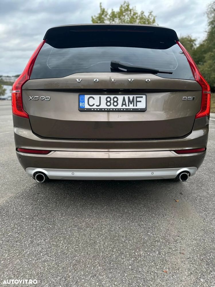 Volvo XC 90 D5 AWD Momentum - 5