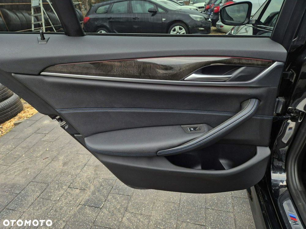 BMW Seria 5 - 26