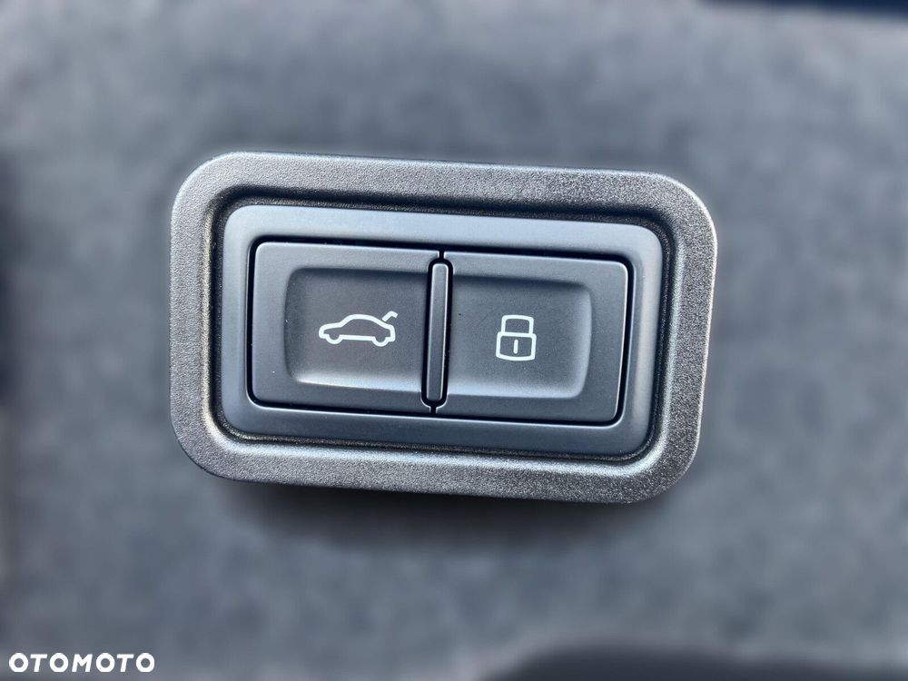 Audi A8 50 TDI mHEV Quattro Tiptr - 17