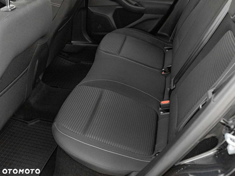 Ford Focus 1.0 EcoBoost Titanium - 26