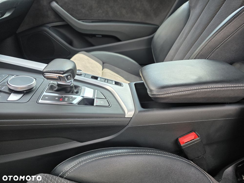 Audi A5 Cabrio 40 TDI S tronic sport - 29