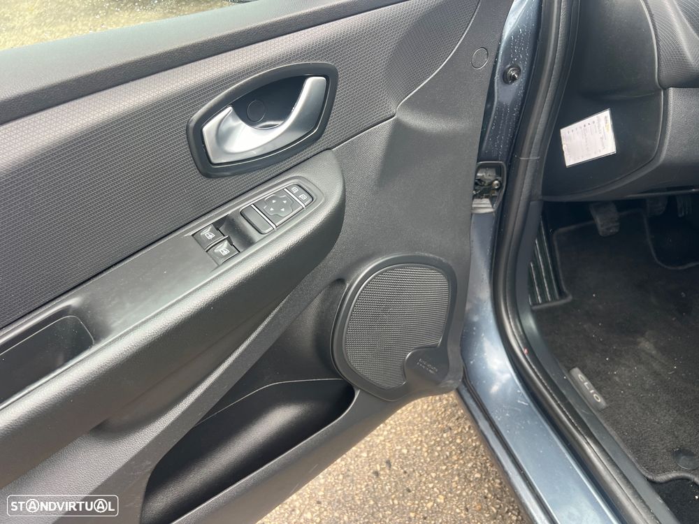 Renault Clio 1.5 dCi Zen - 26