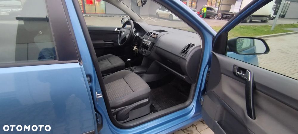 Volkswagen Polo - 15