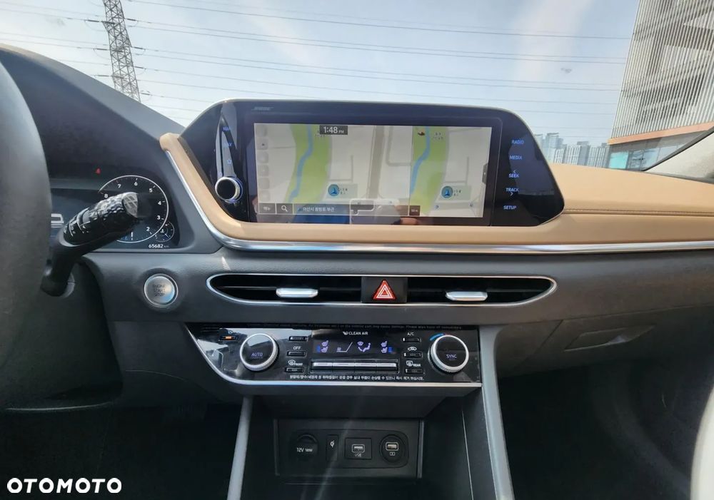 Hyundai Sonata - 12