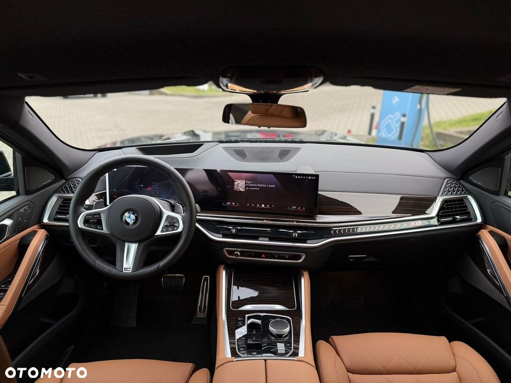 BMW X6 - 16