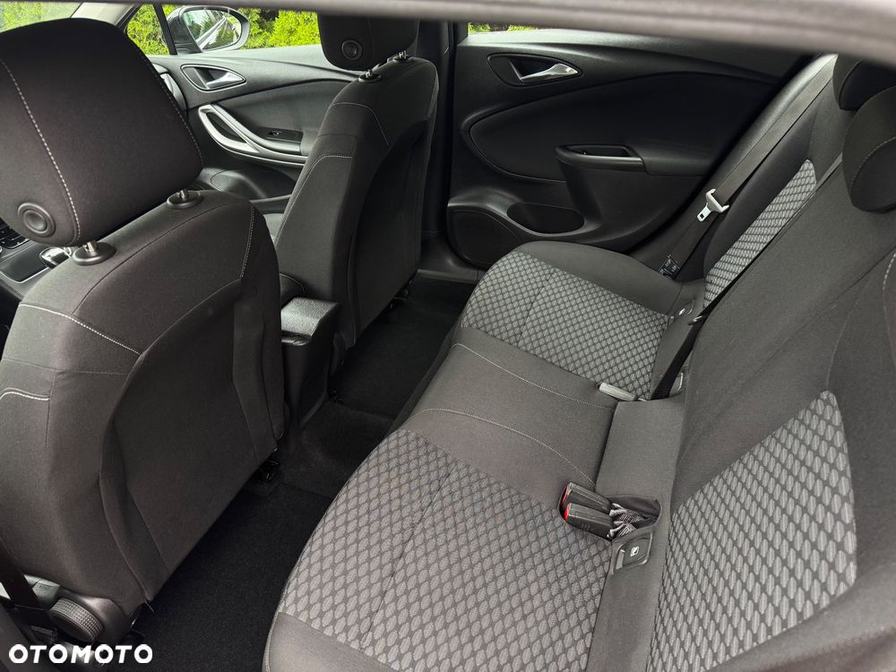 Opel Astra 1.4 Turbo Edition - 26