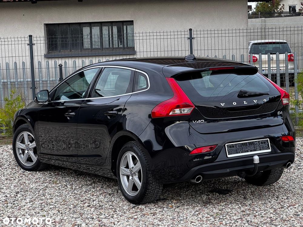 Volvo V40 D4 Inscription - 22