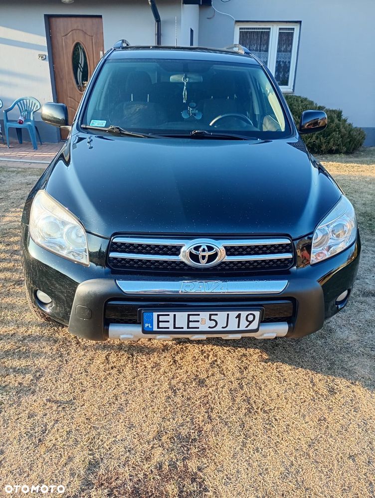 Toyota RAV4 - 2