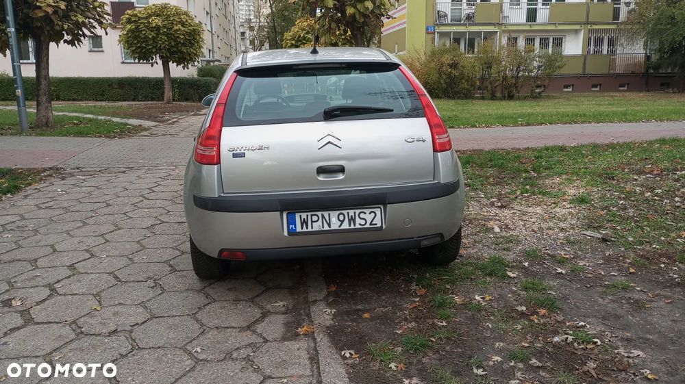 Citroen C4 2004 photo 4