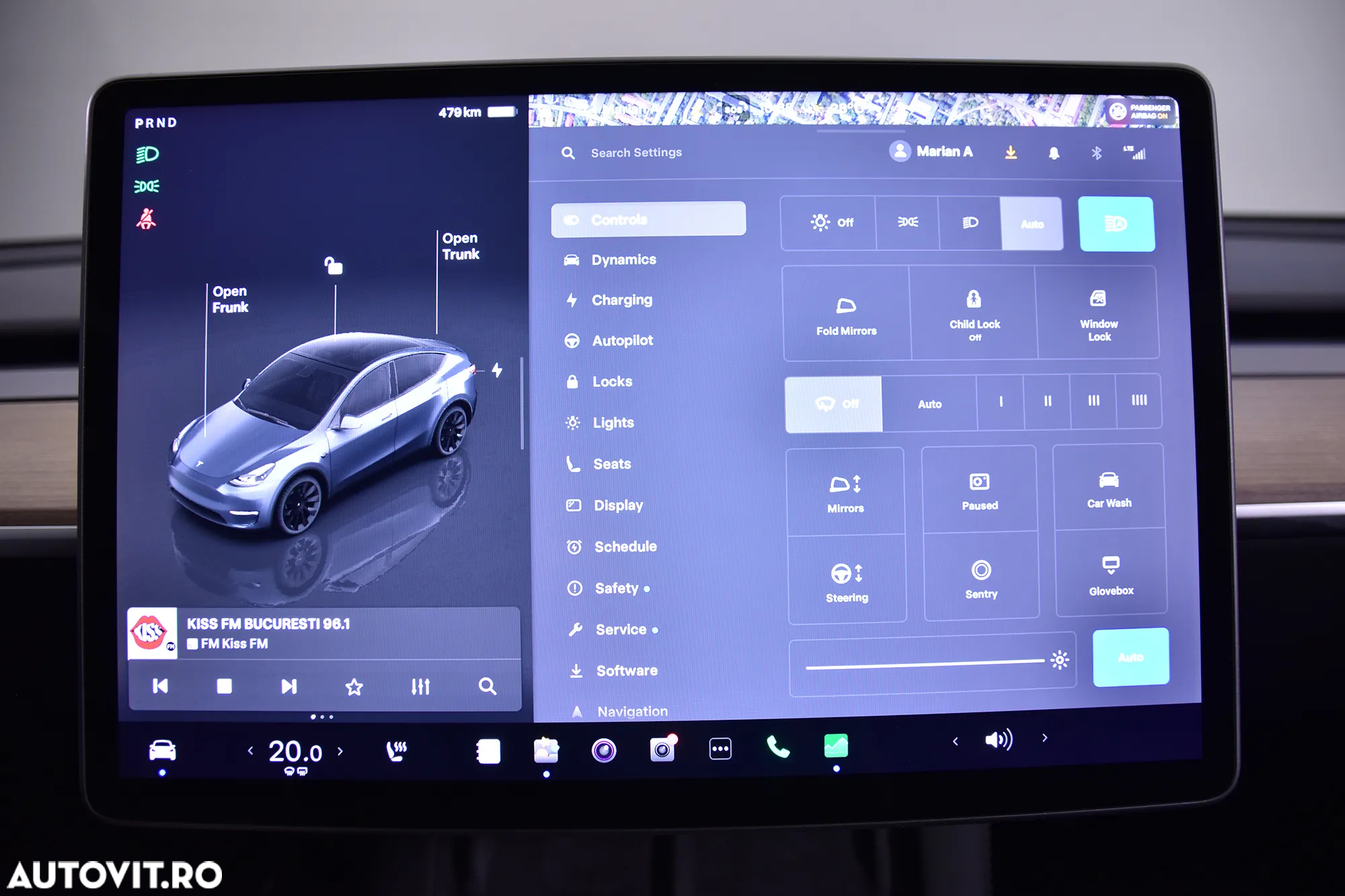 Tesla Model Y - 17