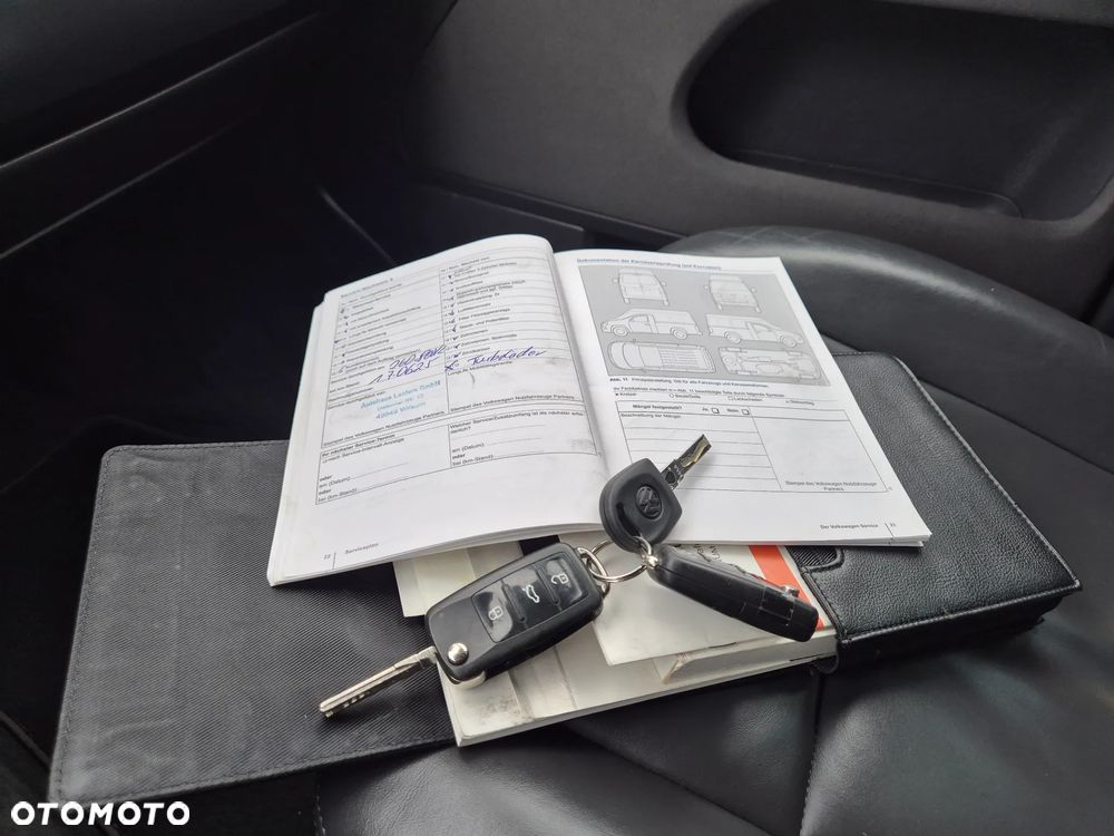 Volkswagen Multivan - 39