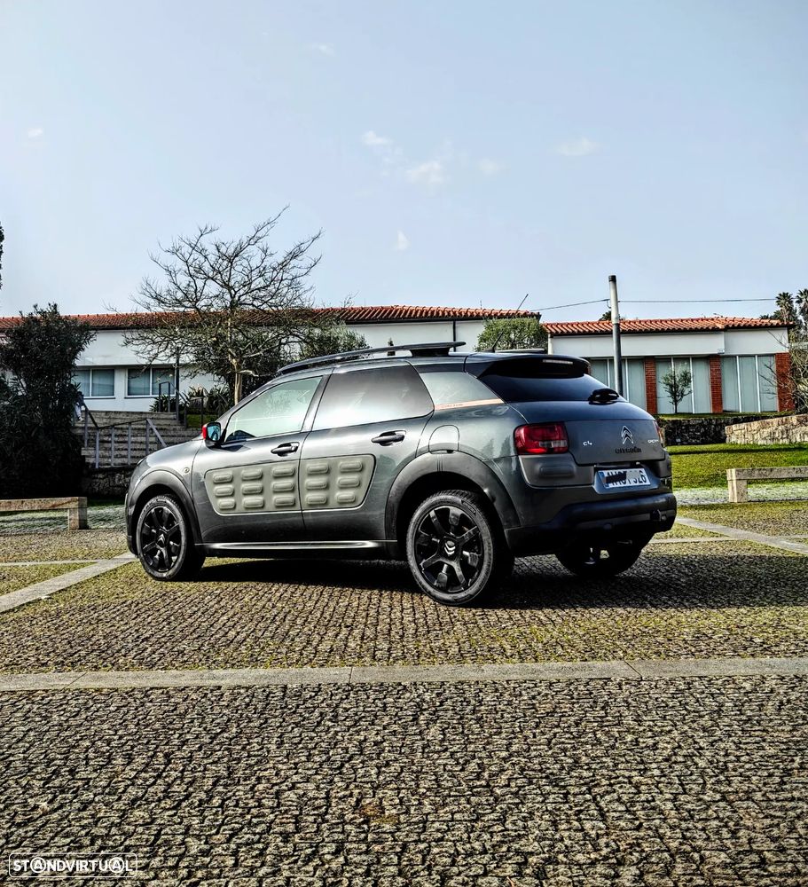 Citroën C4 Cactus 1.6 BlueHDi Shine Ed.Midnight - 4