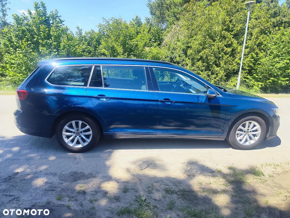 Volkswagen Passat 2.0 TDI SCR DSG Trendline - 8