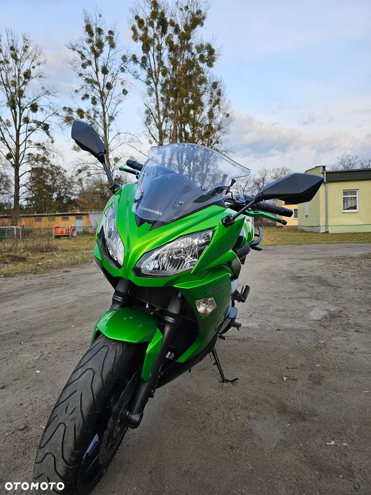 Kawasaki ER - 1