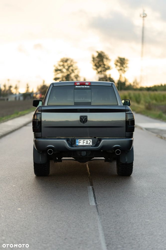 Dodge RAM 5.7 4x4 - 37