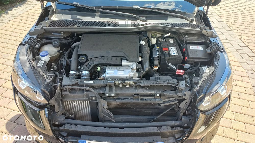 Peugeot 208 1.2 PureTech Allure Pack S&S EAT8 - 12