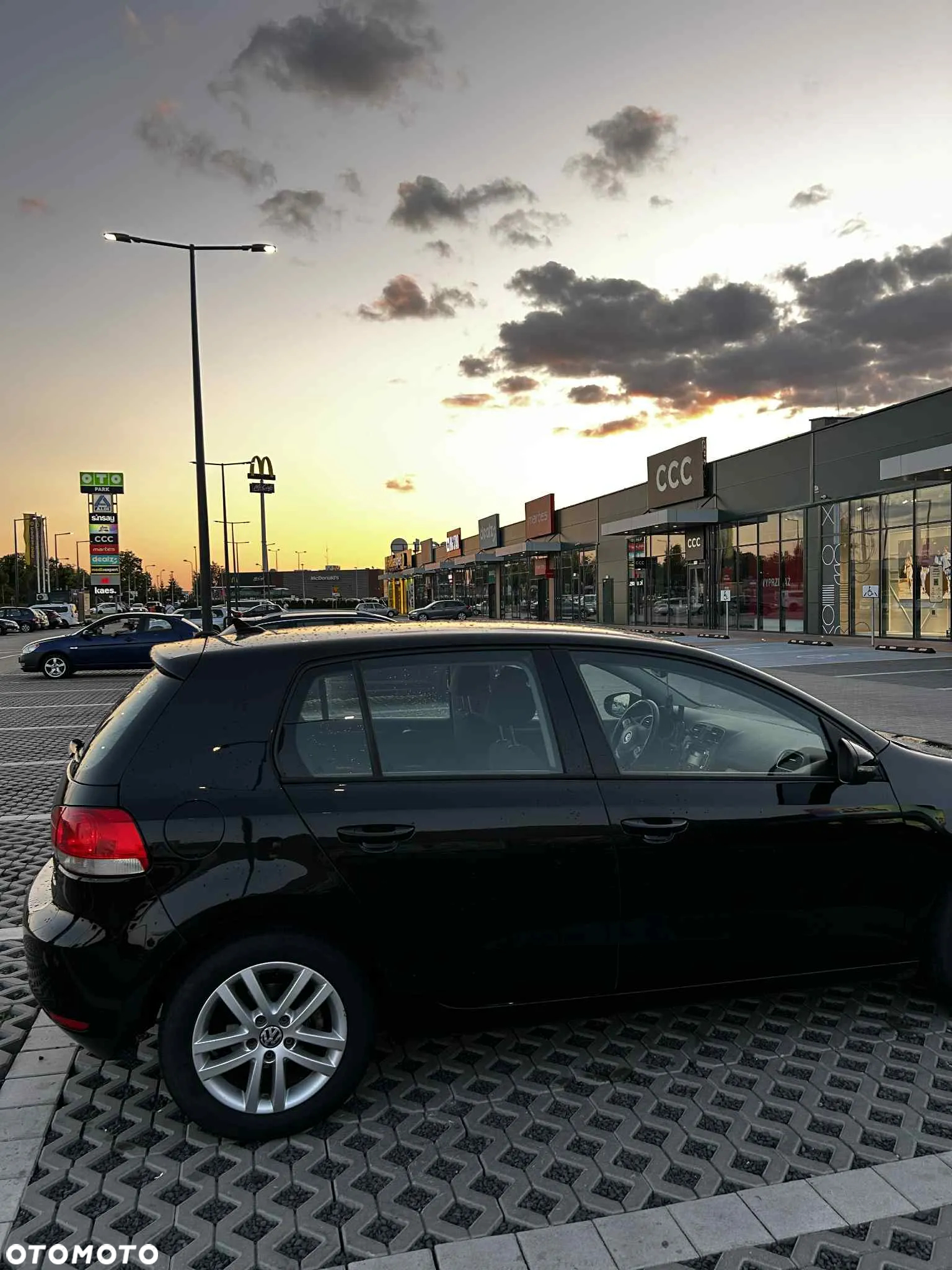 Volkswagen Golf VI 1.6 TDI Comfortline - 7