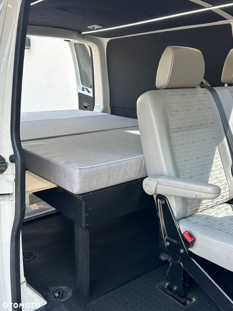 Volkswagen Transporter - 27