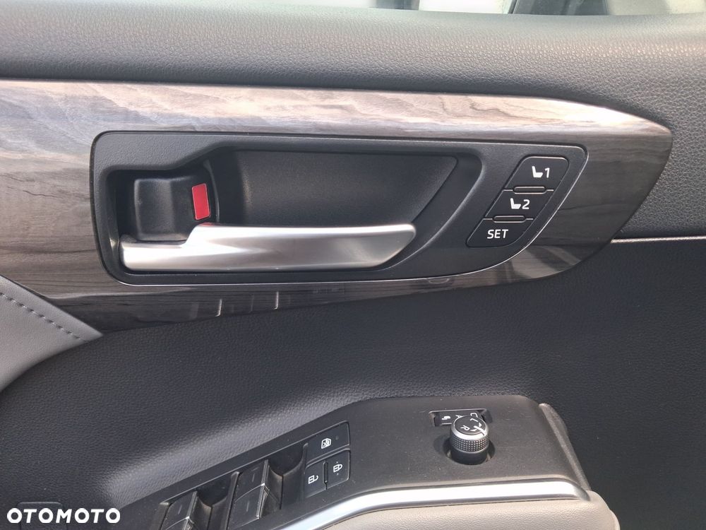 Toyota Highlander - 14