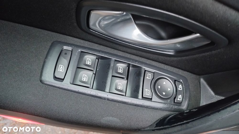 Renault Laguna dCi 150 FAP Dynamique - 29