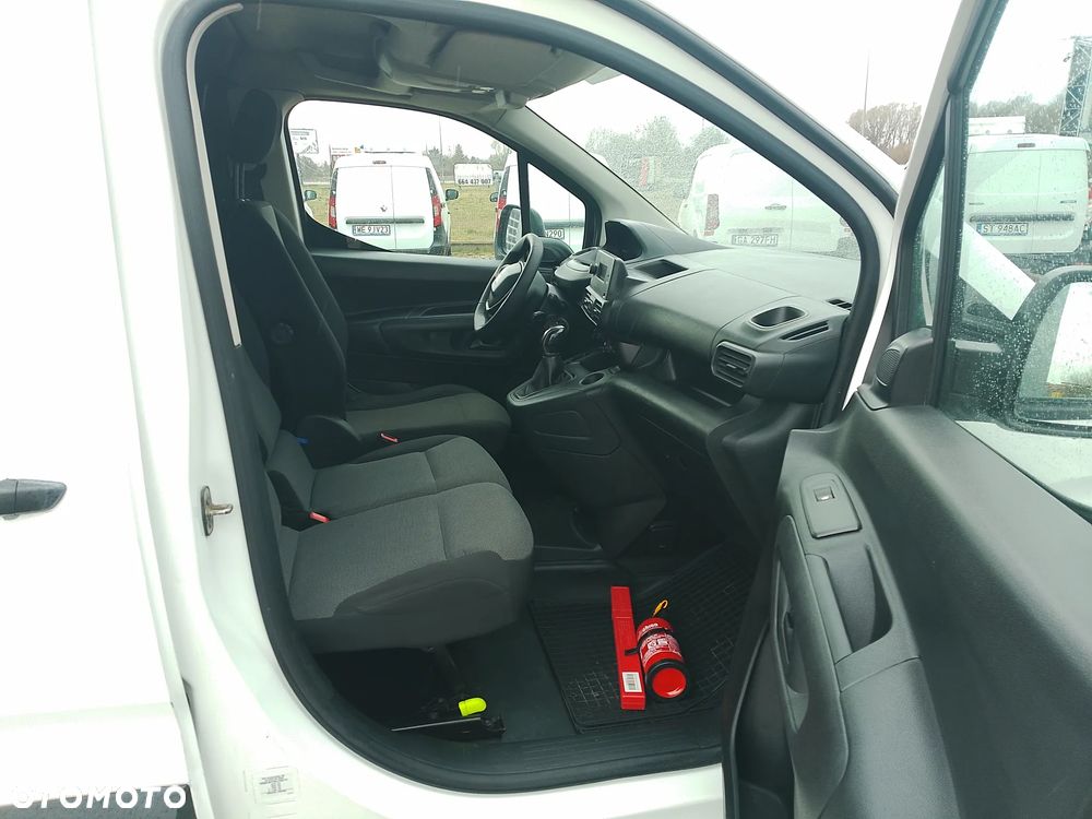 Toyota Proace City Partner Berlingo Combo Doblo L2 Izoterma Chłodnia Salon PL półka Inox 3 osoby - 12