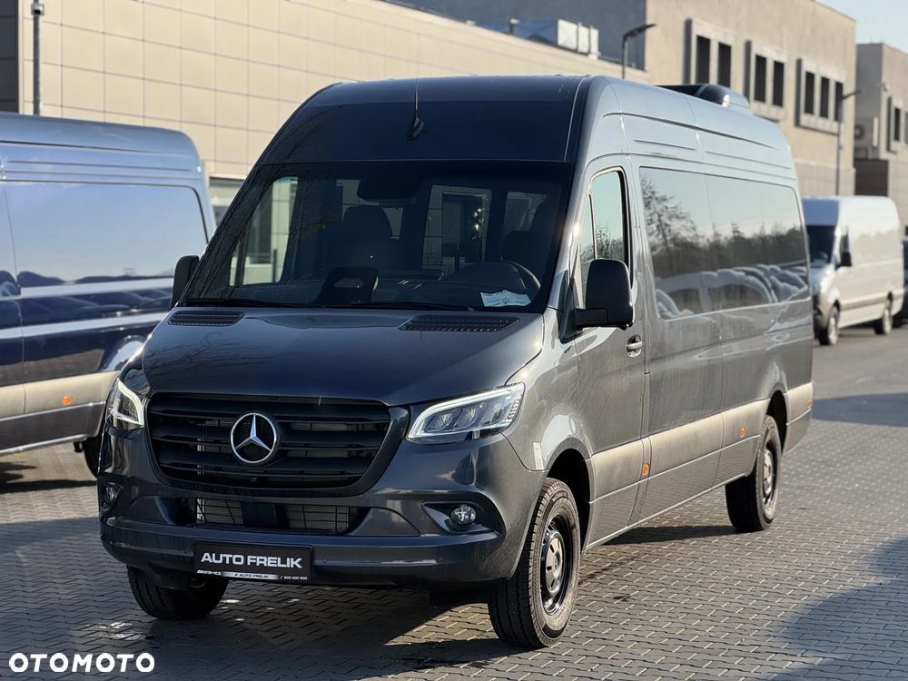 Mercedes-Benz Sprinter - 4