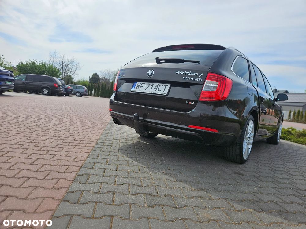 Skoda Superb 2.0 TDI 4x4 Business DSG - 11