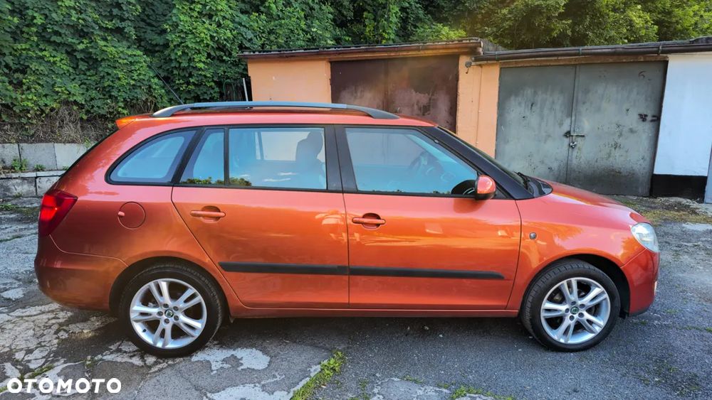 Skoda Fabia 1.4 16V Elegance Plus - 2