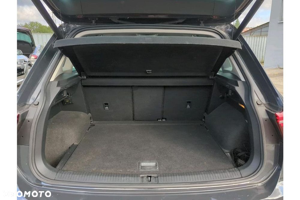 Volkswagen Tiguan 2.0 TDI SCR Elegance DSG - 13