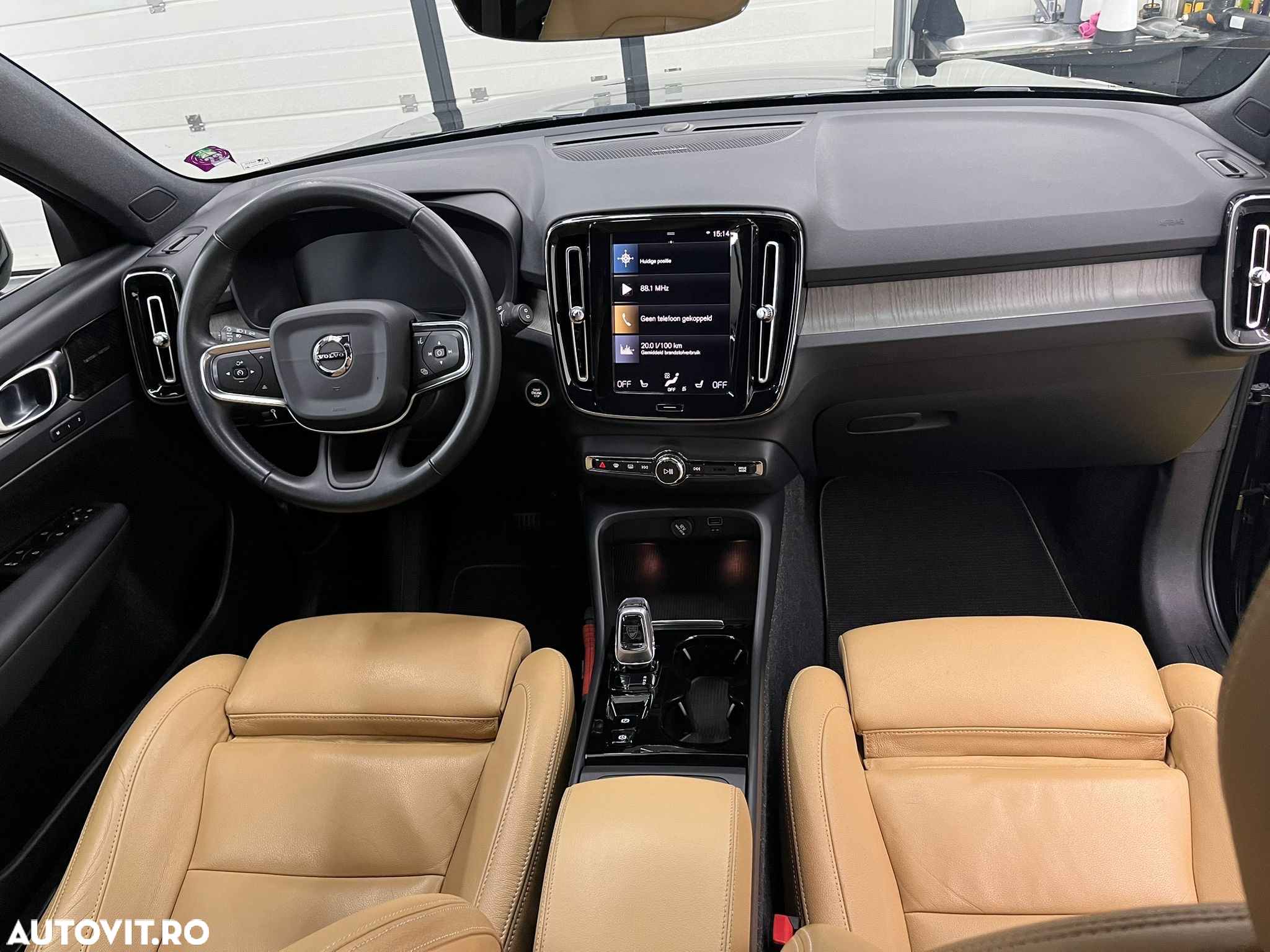 Volvo XC 40 T3 Inscription - 8