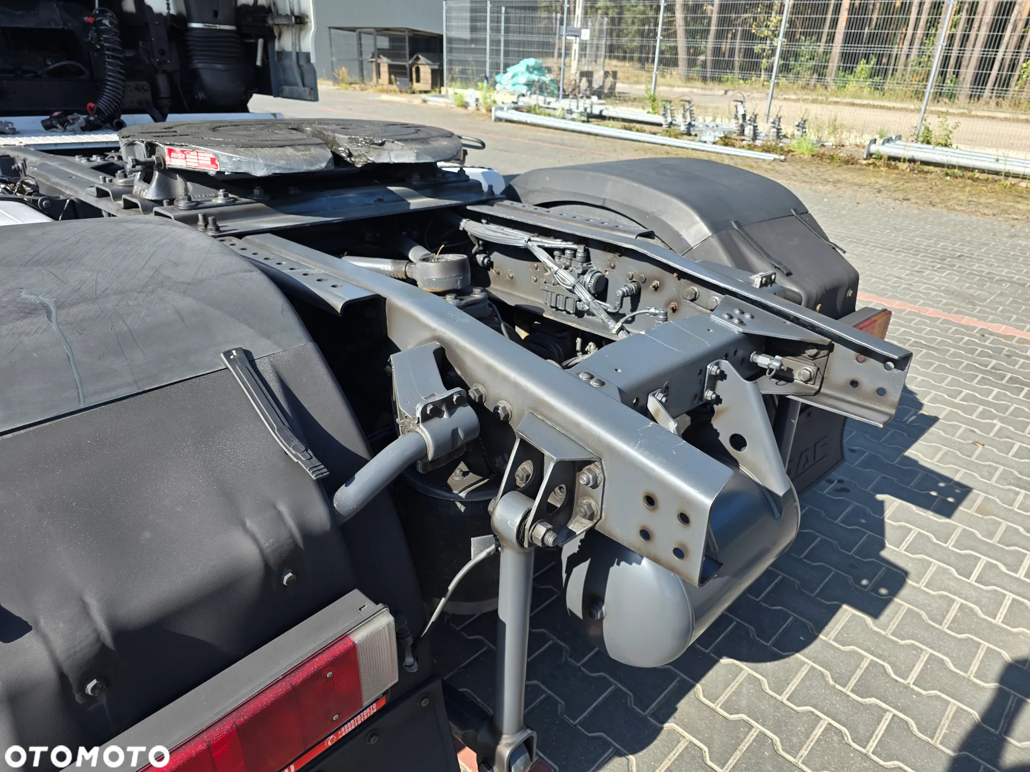 DAF XF 105 460 * MANUAL* 2011 * STANDARD * SUPER SPACE CAB Hydraulika - 13