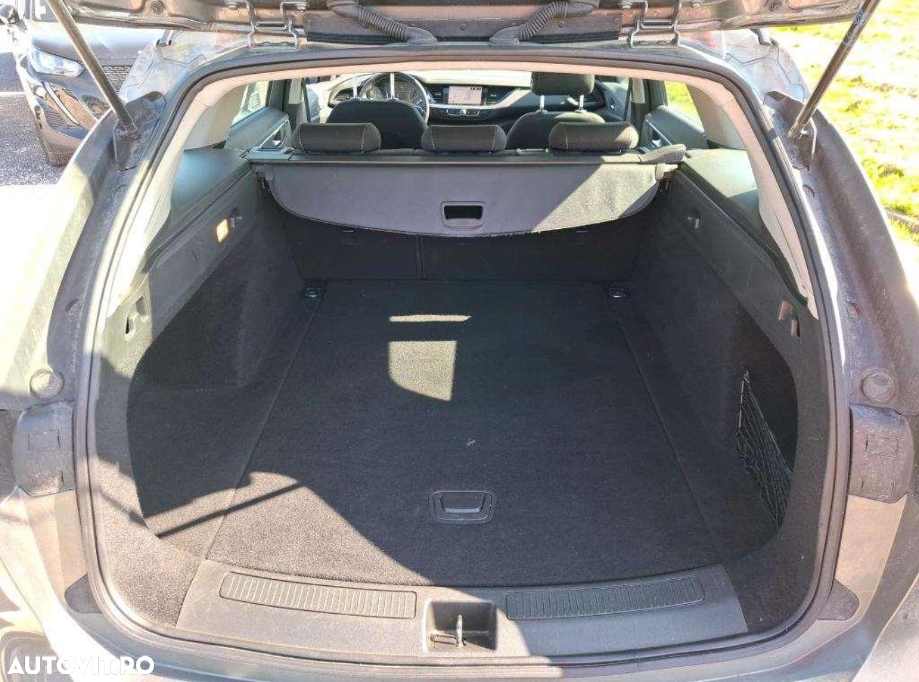 Opel Insignia Sports Tourer 1.6 ECOTEC Diesel Edition - 8