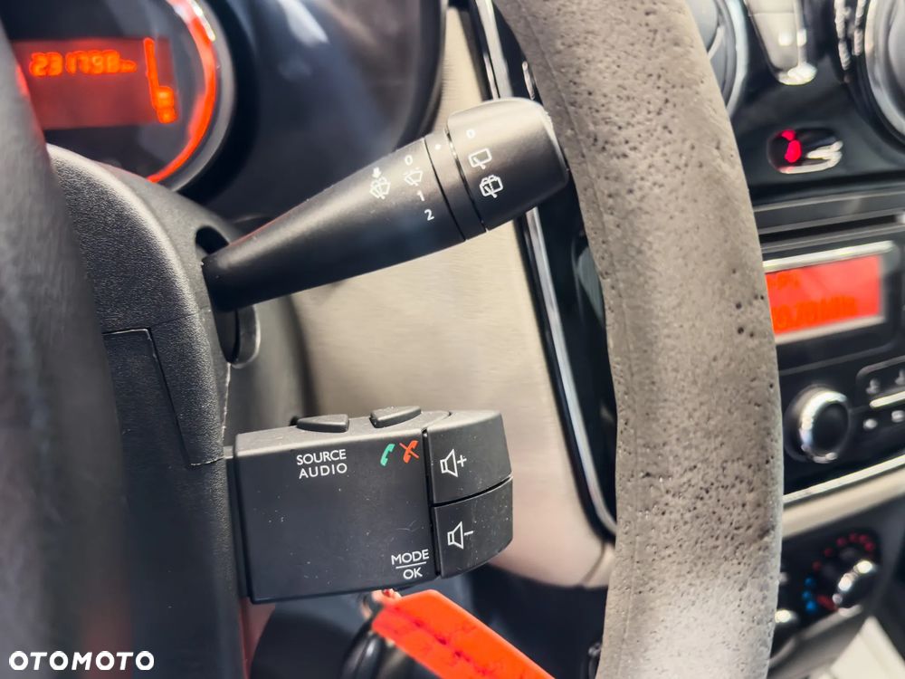 Dacia Lodgy 1.5 dCi Laureate - 31