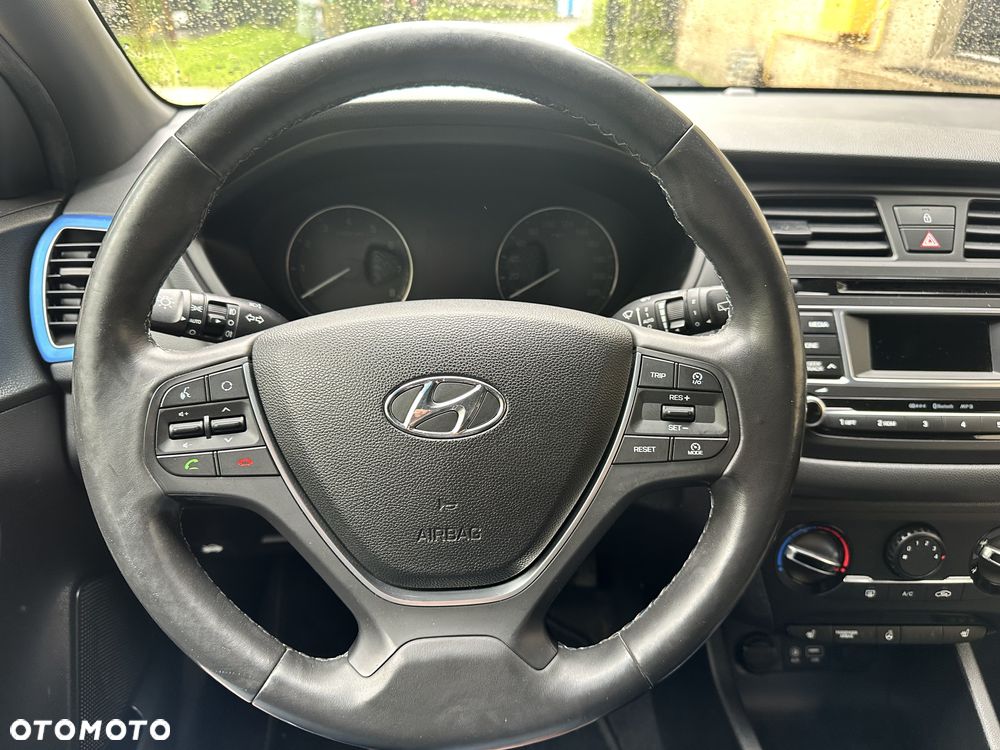 Hyundai i20 1.2 Passion Plus - 36