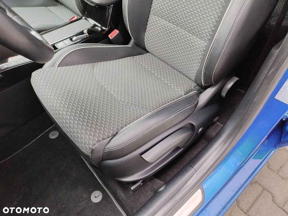 Kia Ceed 1.6 GDI PHEV Business Line DCT - 12