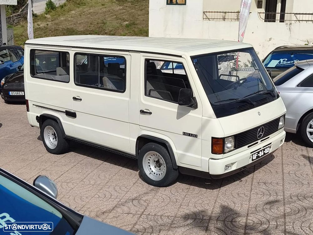 Mercedes-Benz MB180 - 28