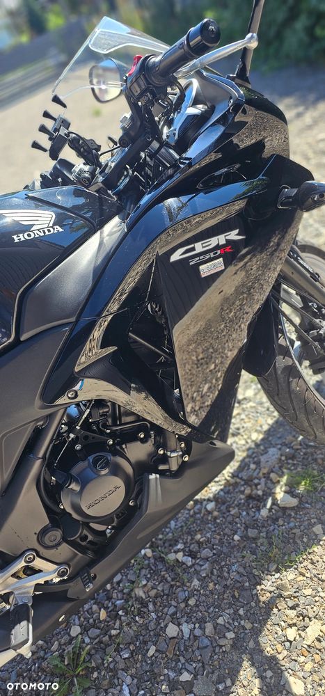 Honda CBR - 8
