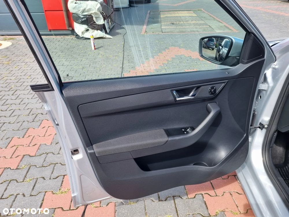 Skoda Fabia 1.0 TSI Ambition - 9